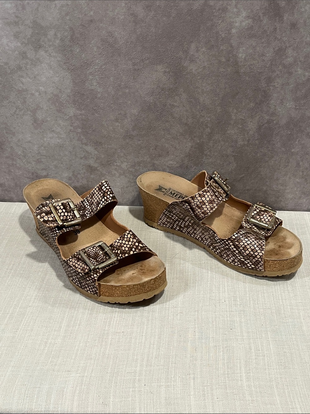 Mephisto Lenia Platform Snake-Print Wedge Slide Sandals size 39